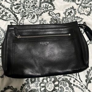 Coach Black Leather Zip Wristlet